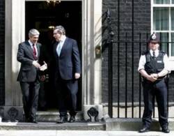 Jose Socrates with Gordon Brown at Downing Str. 10