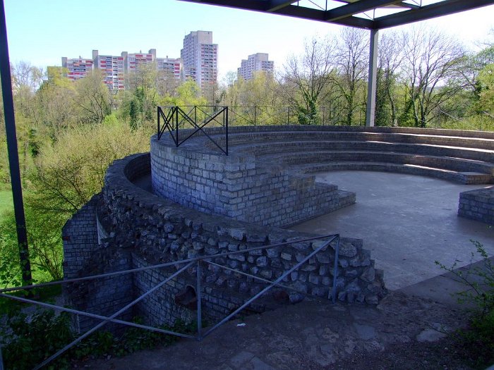 2011_08090347